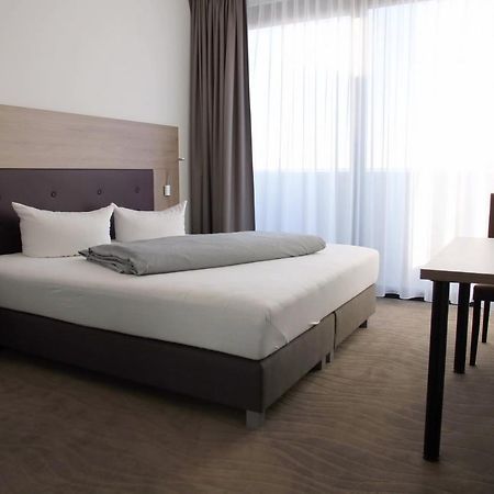 Hotel New In Gaimersheim Buitenkant foto