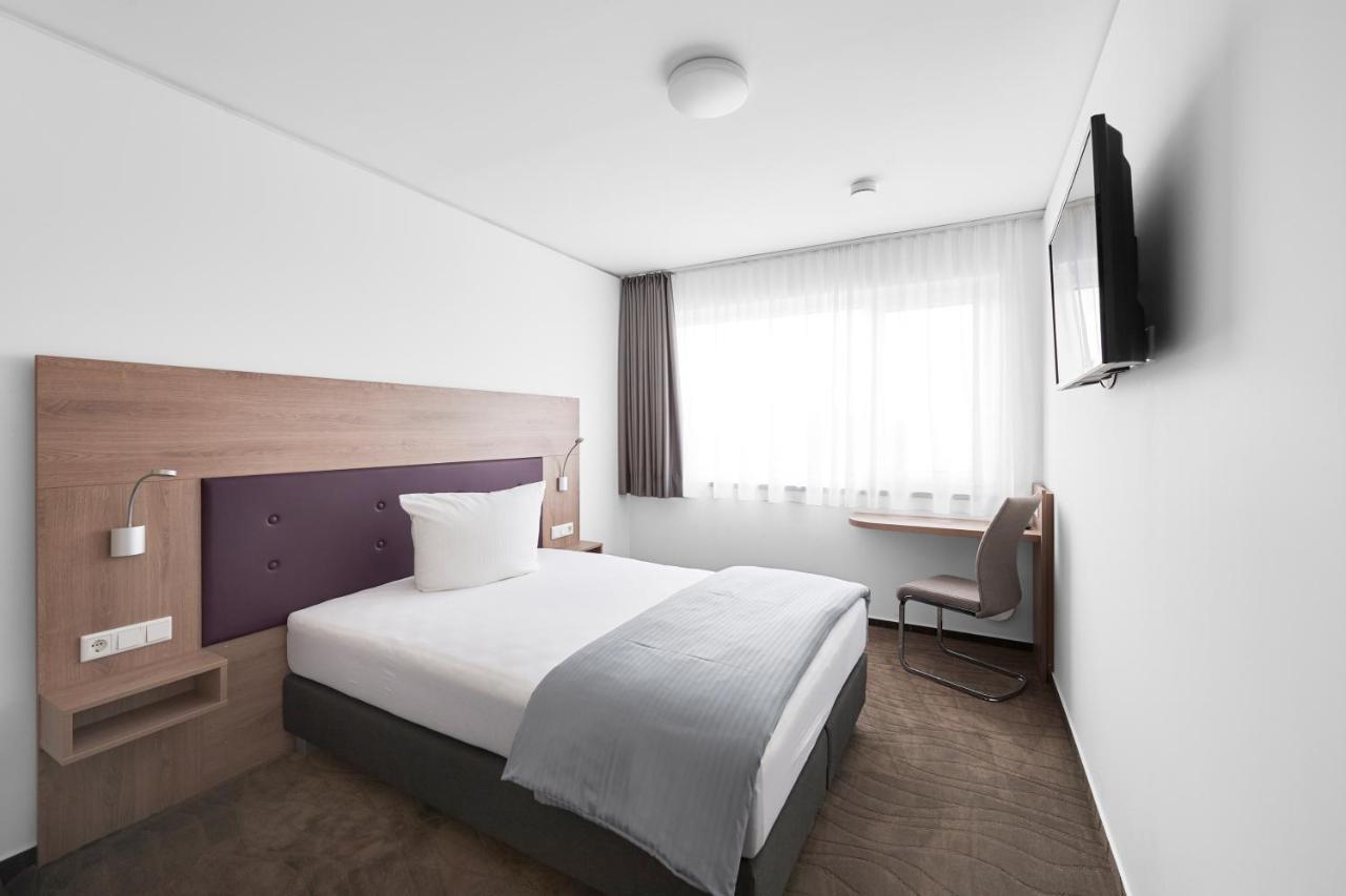 Hotel New In Gaimersheim Buitenkant foto