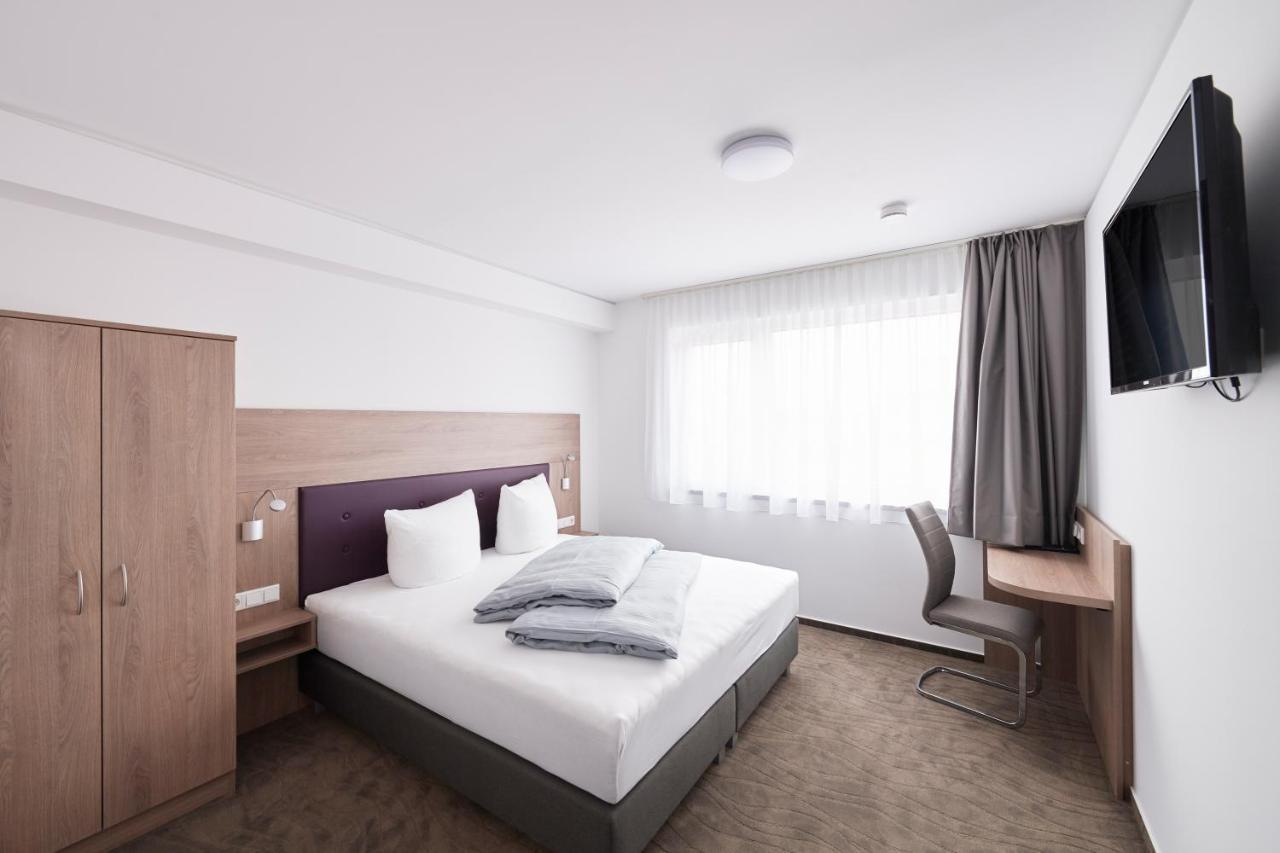 Hotel New In Gaimersheim Buitenkant foto